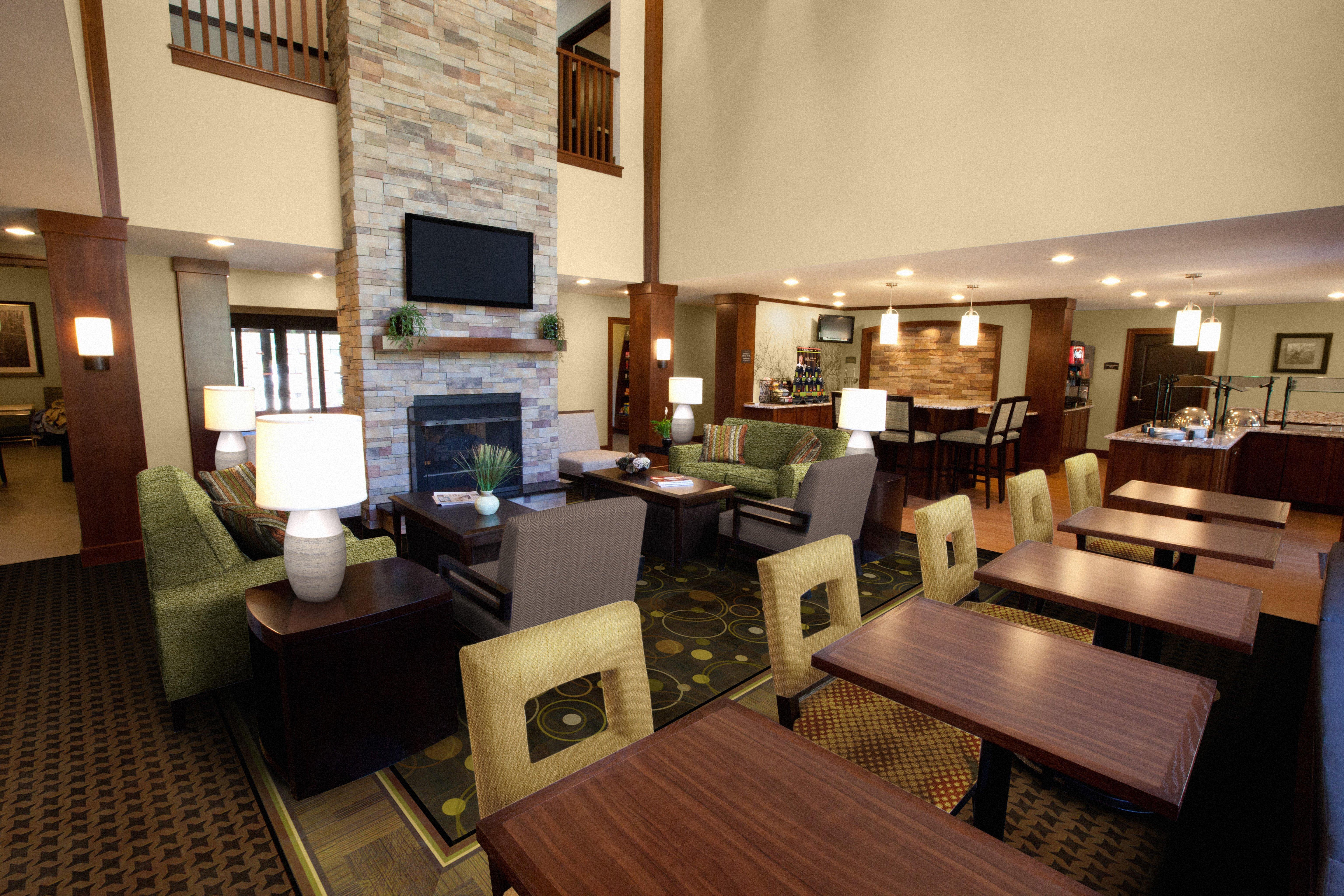 Staybridge Suites Toledo - Rossford - Perrysburg, An Ihg Hotel Екстер'єр фото